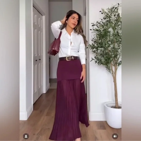 ZARA BURGUNDY MIXED PLEATED KNIT SKIRT